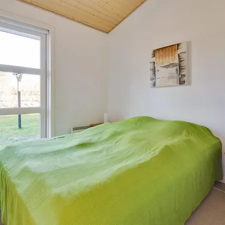 Feriehus Three-bedroom Holiday In *